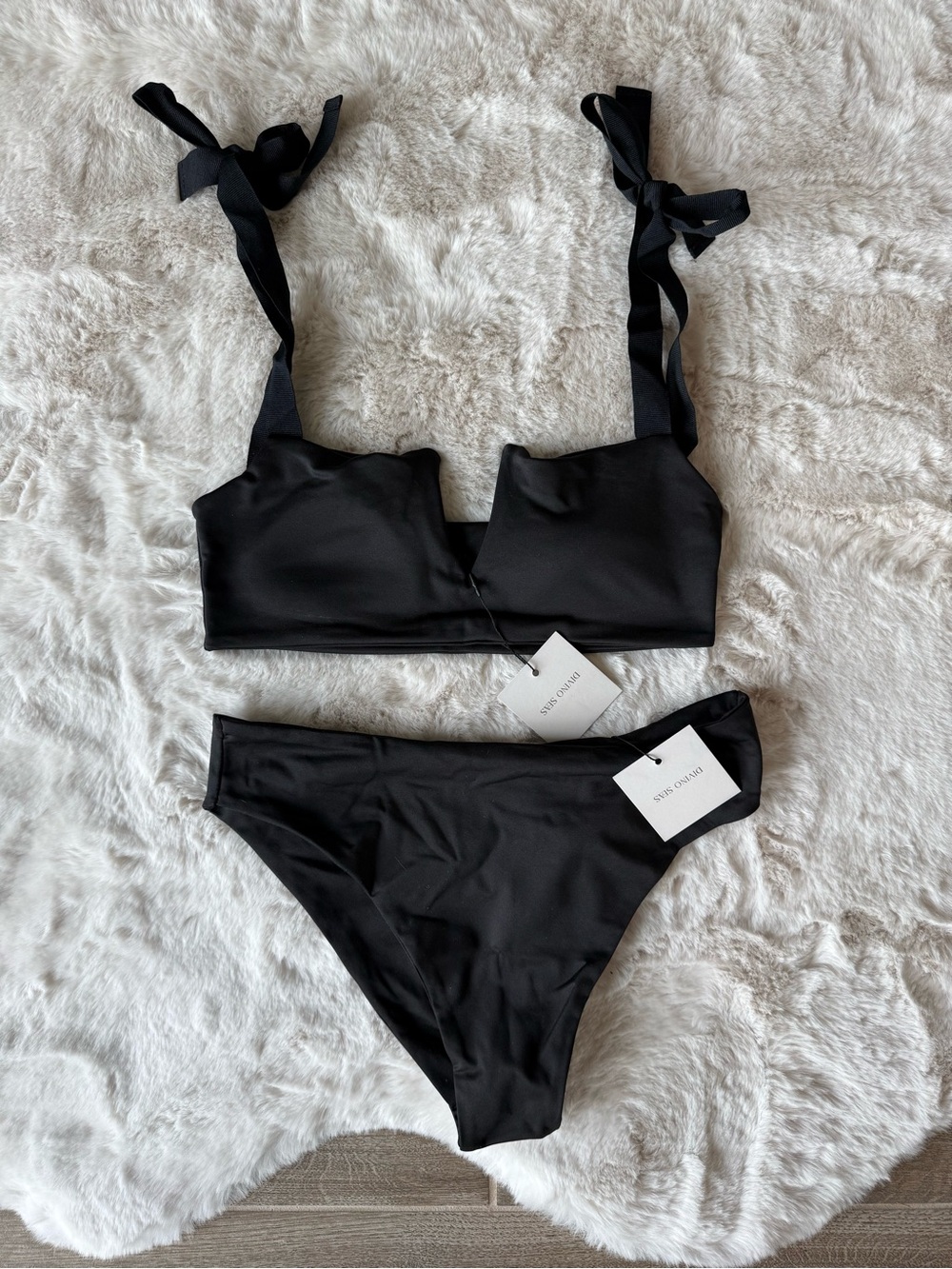 Divino Seas ‘Ana Nera’ Black Bikini Set, L